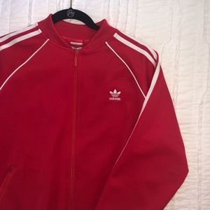 Zip up track jacket🤩🤩